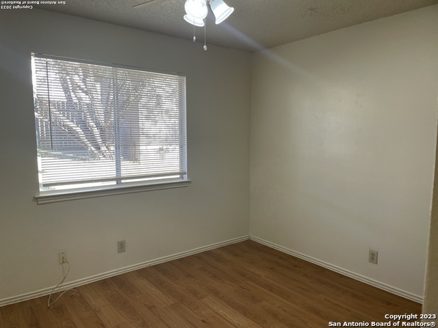 14439 Hereford Property Photo 8