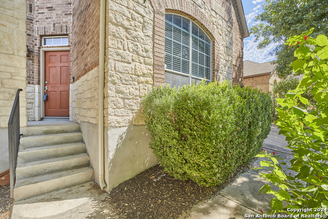 3215 Valley Crk Property Photo 1