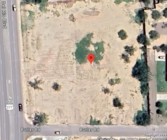2028 Del Rio Blvd Property Photo 2
