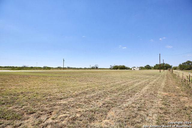 20625 Interstate 35 S Property Photo 2