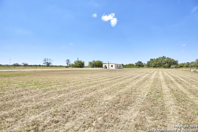 20625 Interstate 35 S Property Photo 9