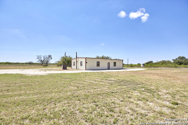 20625 Interstate 35 S Property Photo 10