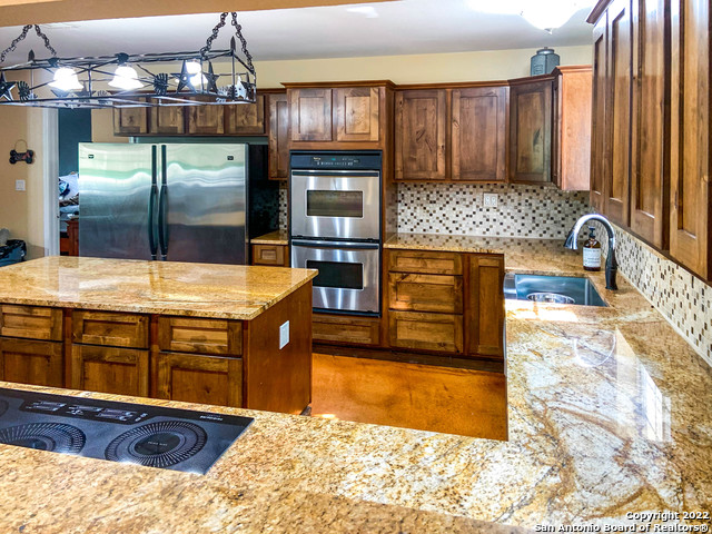 208 Scenic Mountain Dr Property Photo 8