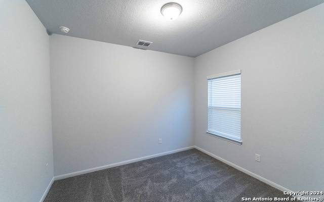 305 Jean St Property Photo 10