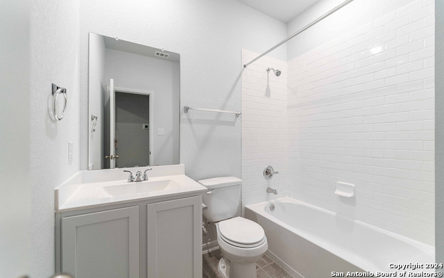 305 Jean St Property Photo 11