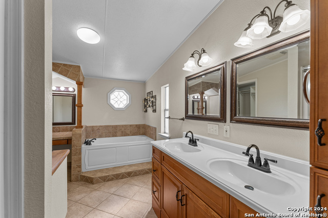 355 Pine Meadow Rd Property Photo 8