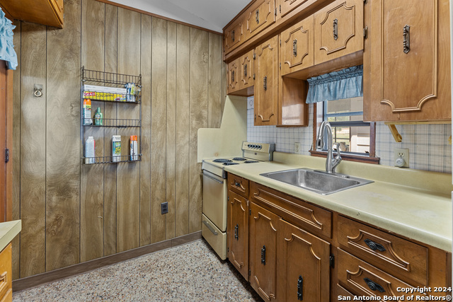 355 Pine Meadow Rd Property Photo 26
