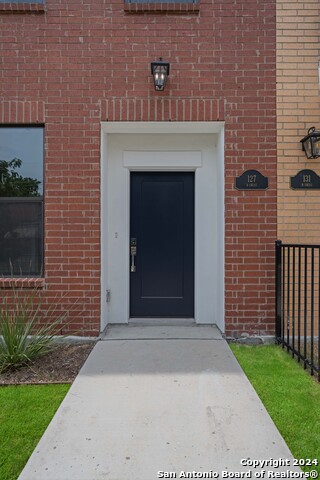 127 N Swiss Property Photo 7