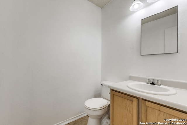 5007 Taylor Kenton Property Photo 15