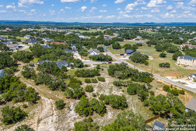 114 Peter Kleid Loop Property Photo 2