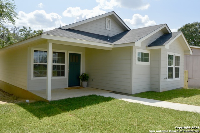 812 Uvalde St Property Photo 2