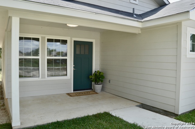 812 Uvalde St Property Photo 4
