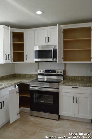 812 Uvalde St Property Photo 25
