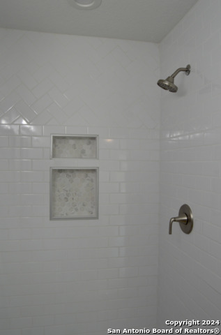 812 Uvalde St Property Photo 35