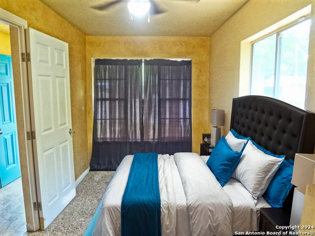 4307 Buena Vista St Property Photo 10