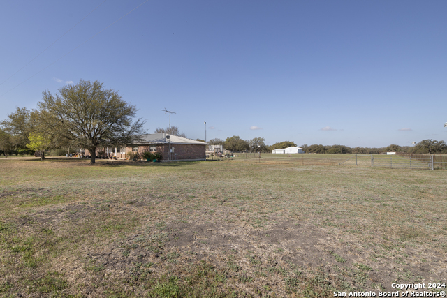 251 County Rd 444 Property Photo 7