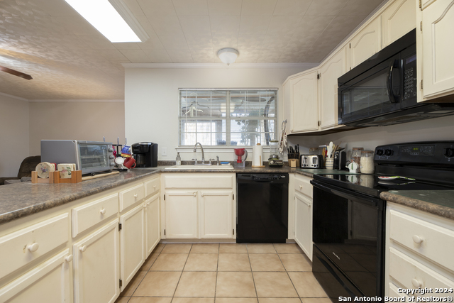 251 County Rd 444 Property Photo 20