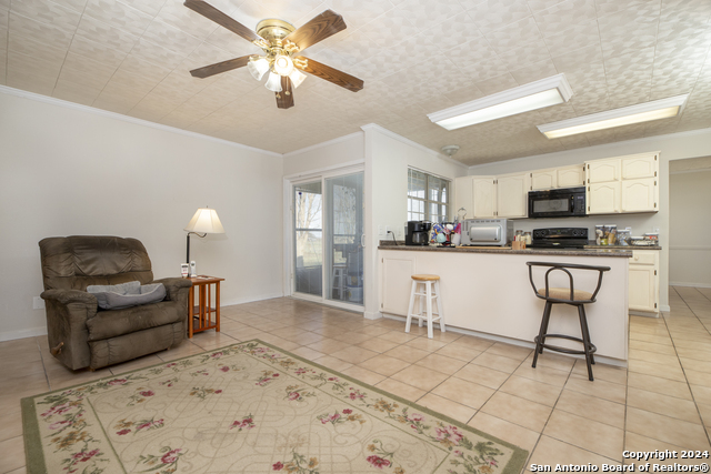 251 County Rd 444 Property Photo 22