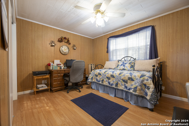 251 County Rd 444 Property Photo 33