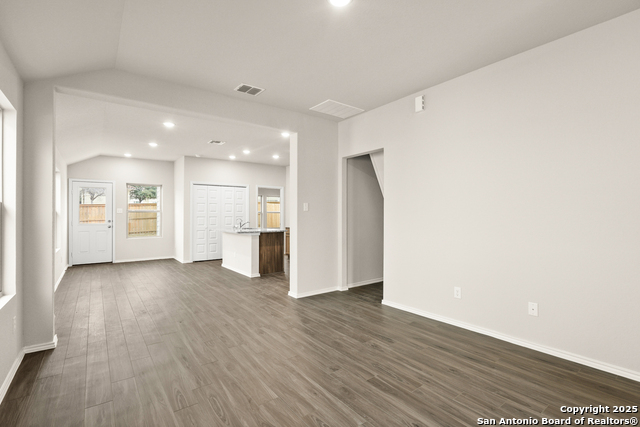 9415 Graze Land Dr Property Photo 3