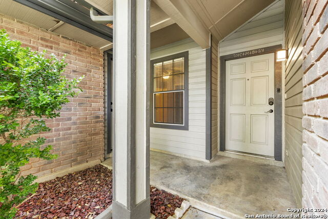 8016 Forest Ash Property Photo 4