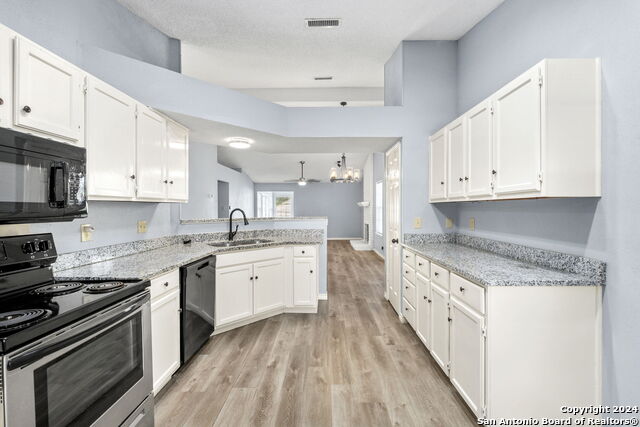 8016 Forest Ash Property Photo 12
