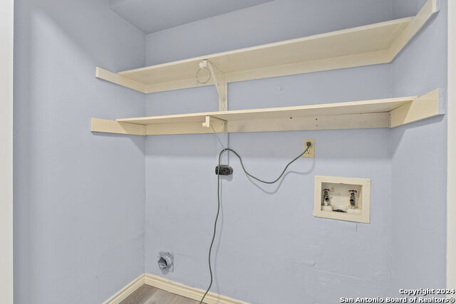 8016 Forest Ash Property Photo 32