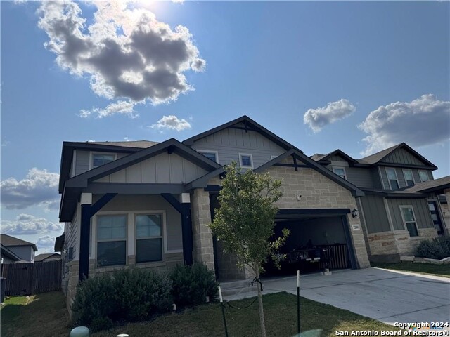 1280 Ella Property Photo 1