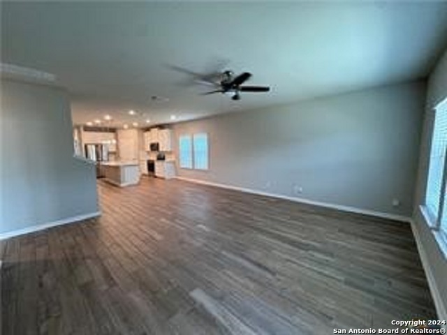 1280 Ella Property Photo 6