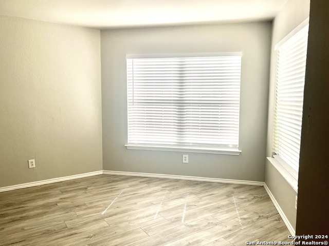 10406 Manor Crk Property Photo 6
