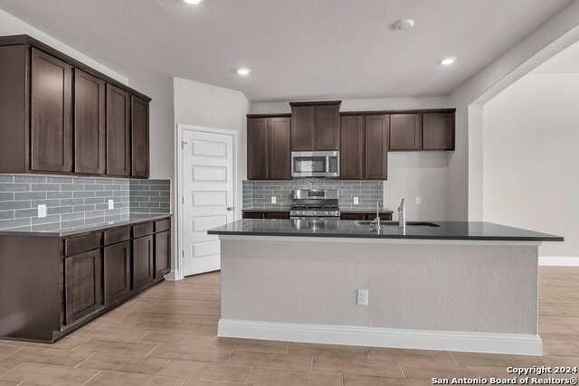 5118 Garden Field Property Photo 11