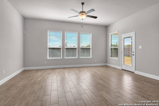 5118 Garden Field Property Photo 16
