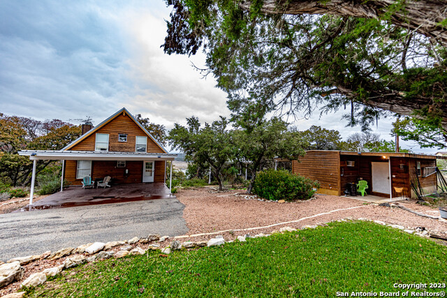 464 County Rd 262 Property Photo 8