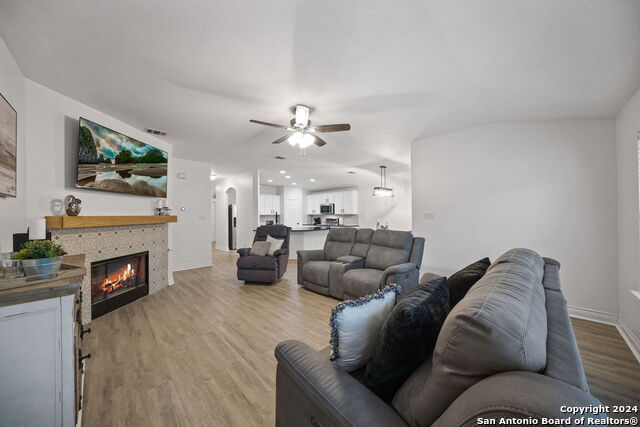 8534 El Camino Ct Property Photo 6
