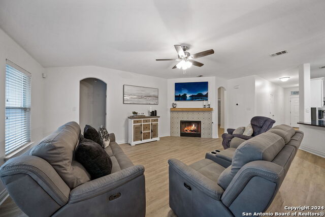 8534 El Camino Ct Property Photo 7