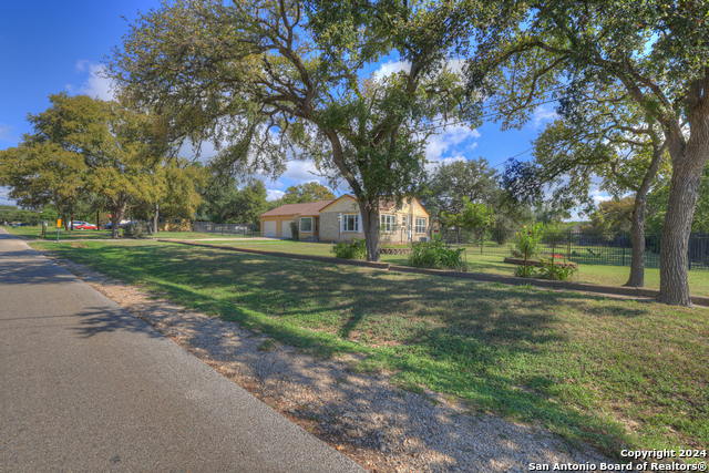 800 N Bishop Property Photo 7