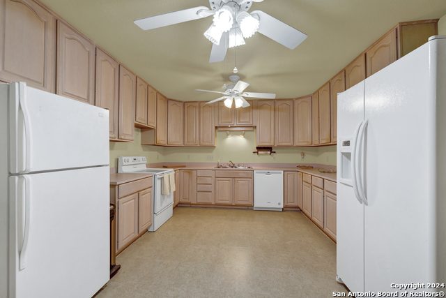 800 N Bishop Property Photo 18