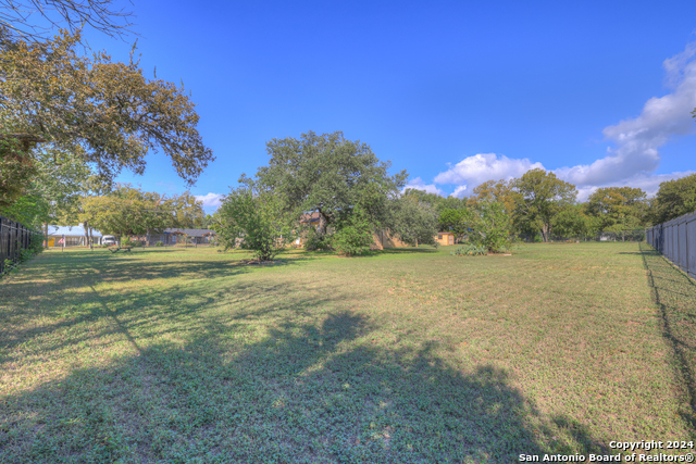 800 N Bishop Property Photo 34
