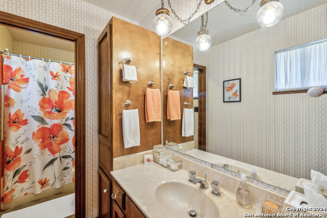 1809 Green Valley Rd Property Photo 19