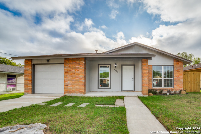 9426 Hindi St Property Photo 2