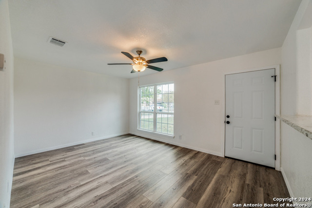9426 Hindi St Property Photo 7