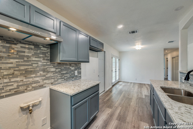 9426 Hindi St Property Photo 10
