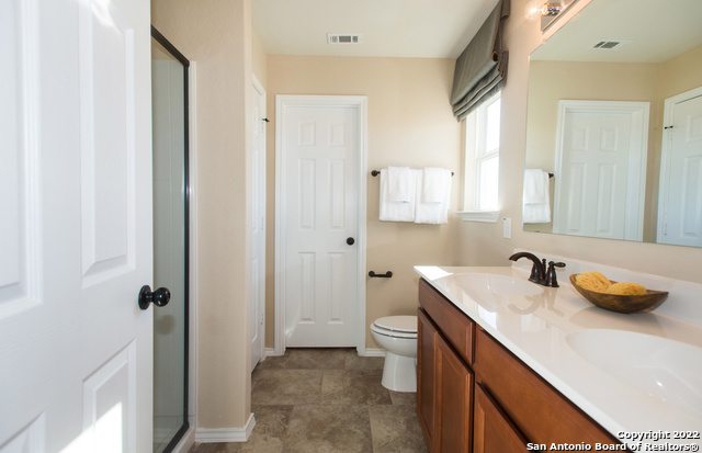 4088 Lily Glade Ln Property Photo 9