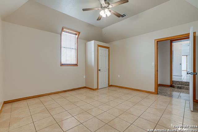 1129 Valeria Dr Property Photo 33