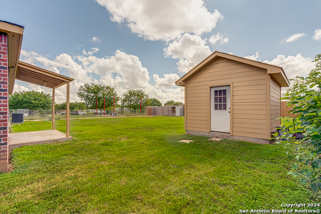 1129 Valeria Dr Property Photo 36