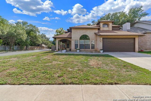 15202 Moonlit Grv Property Photo 1