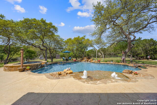 17022 Clovis Property Photo 7