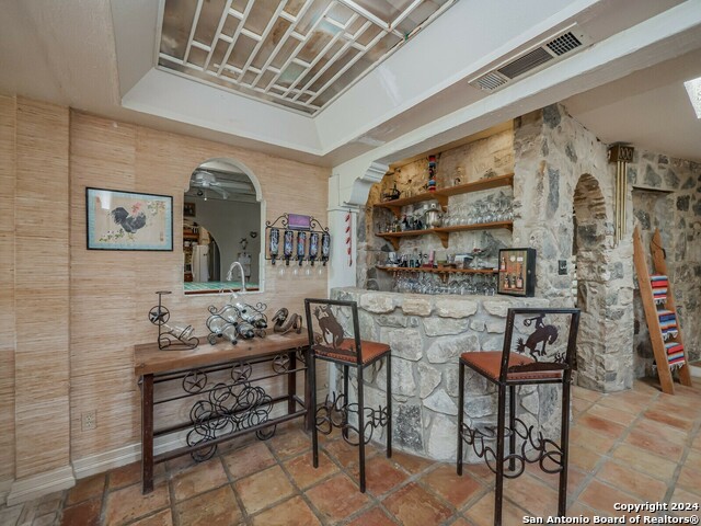 901 River Rd Property Photo 5