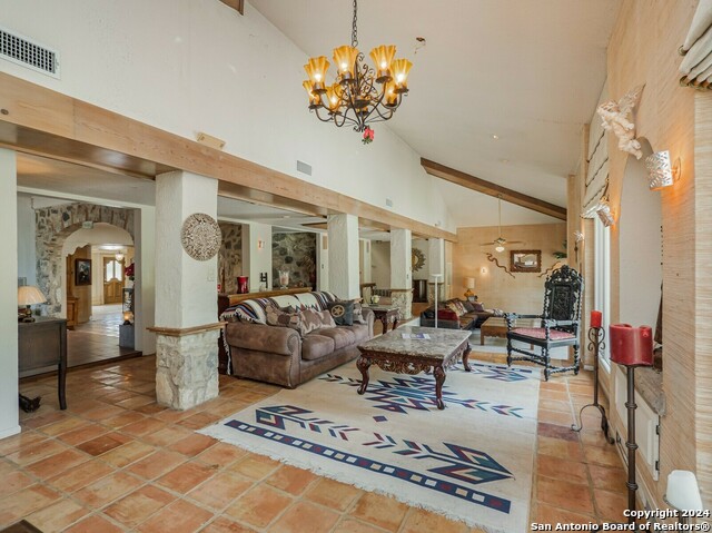 901 River Rd Property Photo 23