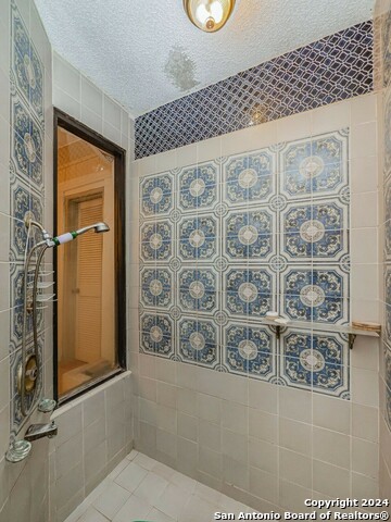 901 River Rd Property Photo 31